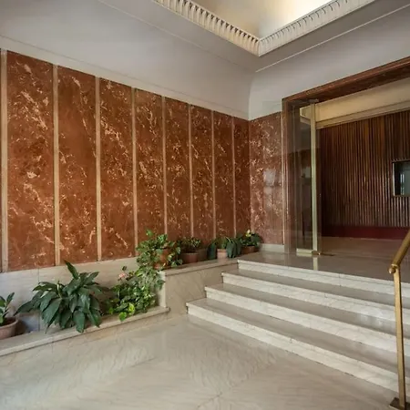Lejlighed Homely - Spacious In Gianicolo District *