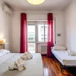 Homely - Spacious In Gianicolo District *