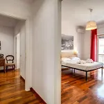 Homely - Spacious In Gianicolo District