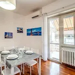Homely - Spacious In Gianicolo District 公寓