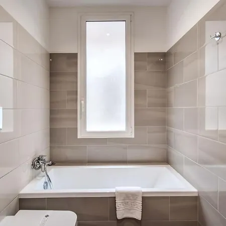 Homely - Spacious In Gianicolo District * Roma