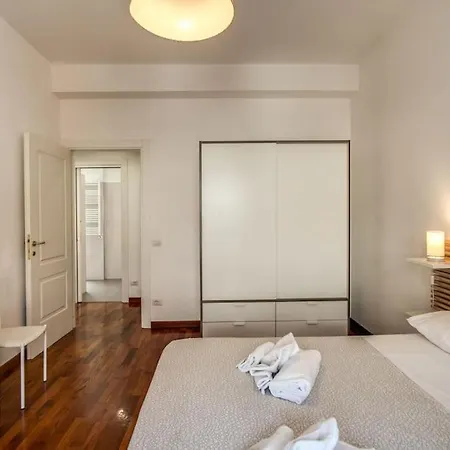 Apartment Homely - Spacious In Gianicolo District