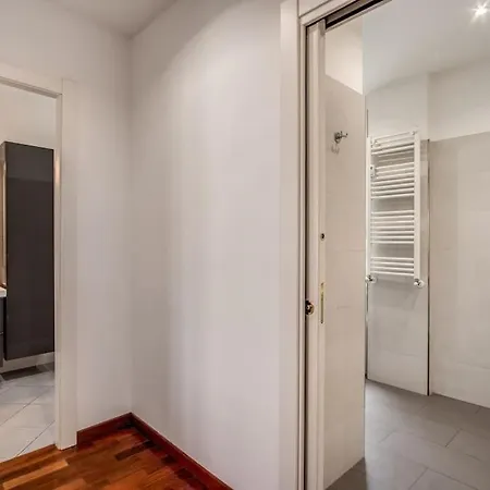 Apartmán Homely - Spacious In Gianicolo District