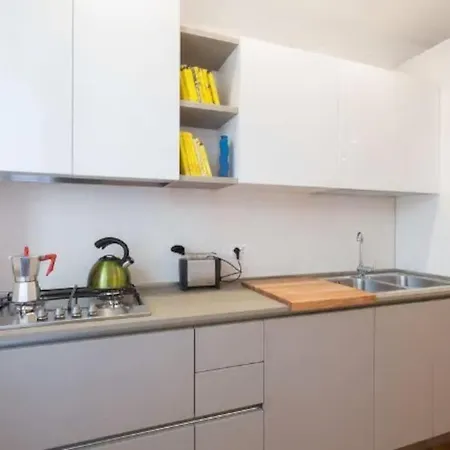 Homely - Spacious In Gianicolo District
