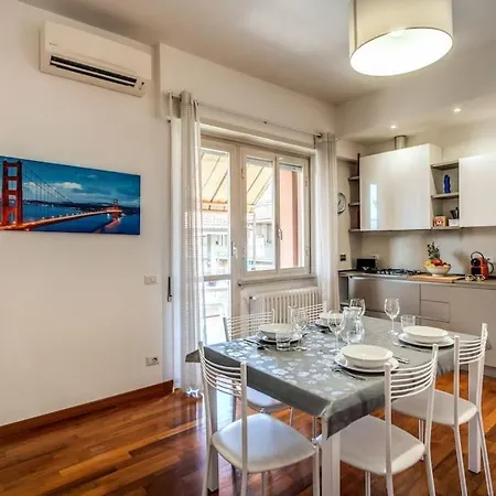 Homely - Spacious In Gianicolo District *