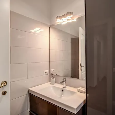 아파트 Homely - Spacious In Gianicolo District